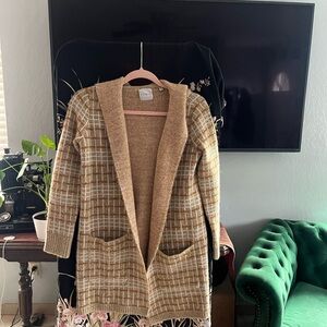 Cyrus Women's Beige and Brown Plaid Cardigan